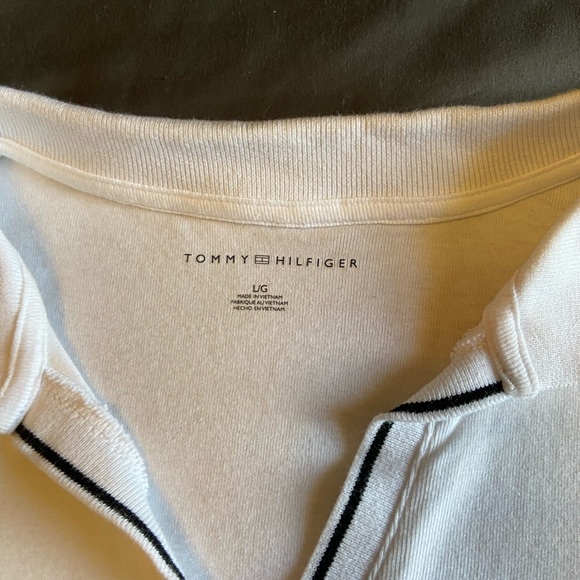 4- V Neck collared tops - Picture 6 of 8